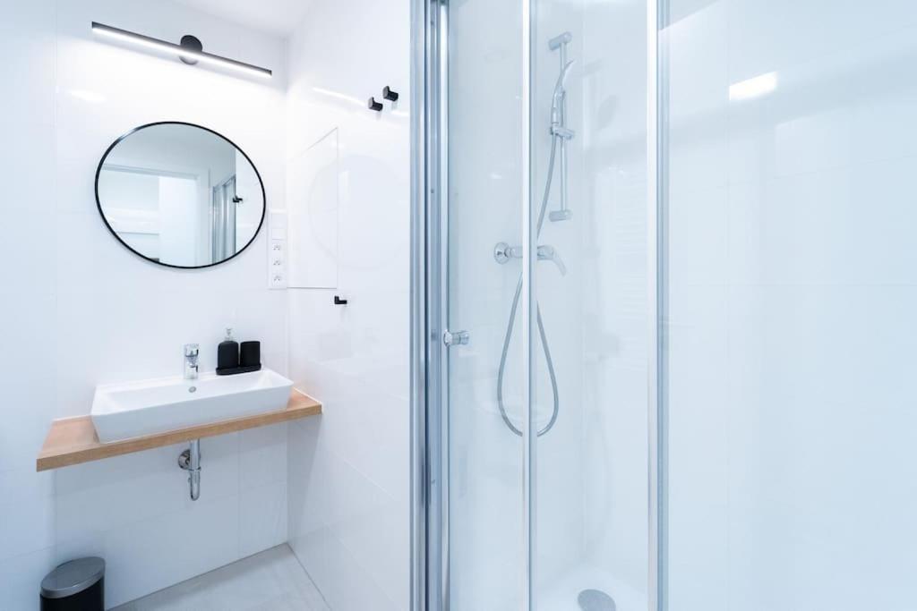 Parkside Harmony Apartment - Brno Dış mekan fotoğraf