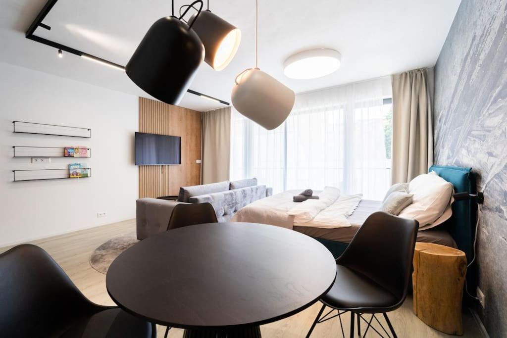 Parkside Harmony Apartment - Brno Dış mekan fotoğraf